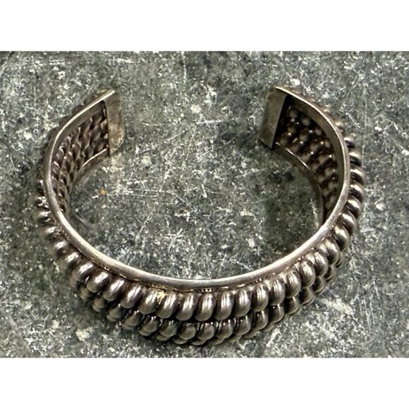 Vtg Navajo Made Sterling Silver Triple Row Twisted Cuff Bracelet 101g Unisex - Picture 3 of 7